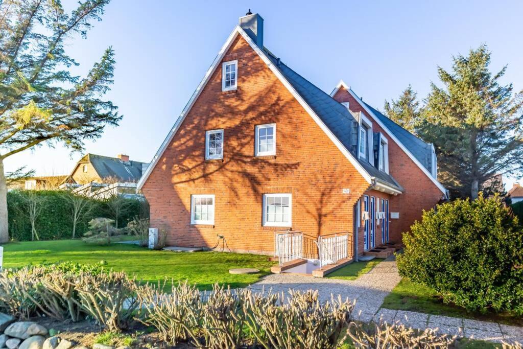 Maritim Und Individuell In Wenningstedt Mit Balkon Wenningstedt-Braderup Exterior foto